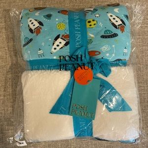 NWT posh peanut cosmo plush patoo